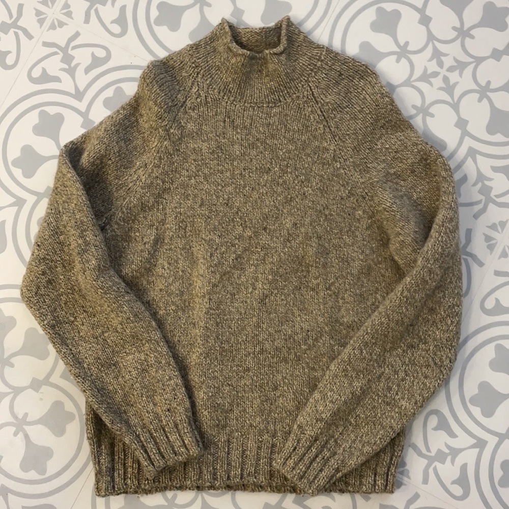Mock neck wool sweater